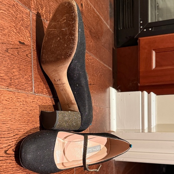 Women's Black Mary Jane Heels - Picture 4 of 4